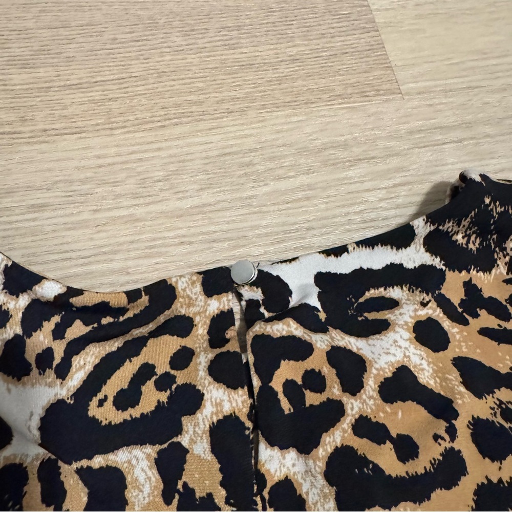 Calvin Klein Animal Print Tank Top Blouse Black and Tan Size Small - Picture 5 of 6